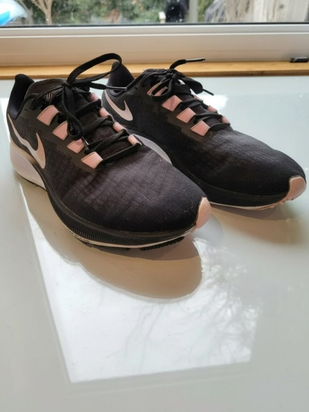Nike Women's Air Zoom Pegasus 37 Black and Artic Pink Size 9